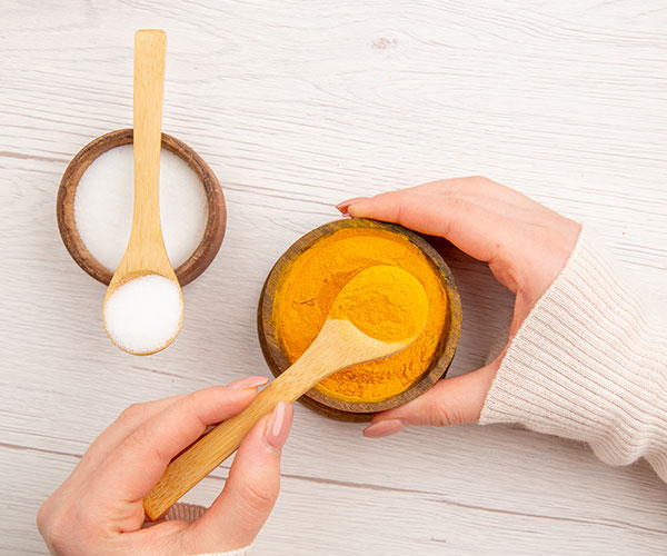 Turmeric-and-Rice-Flour-Mask