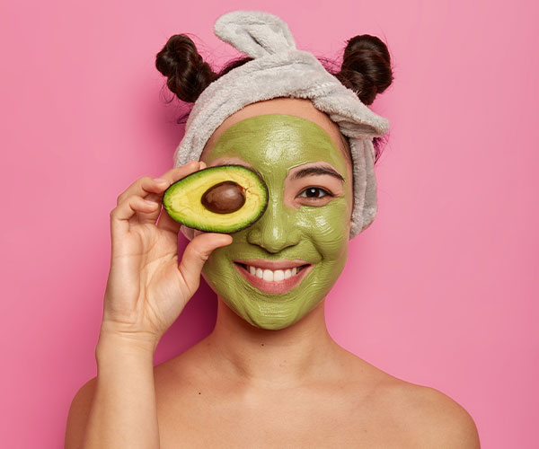 Avocado-Mask-with-Manuka-Honey