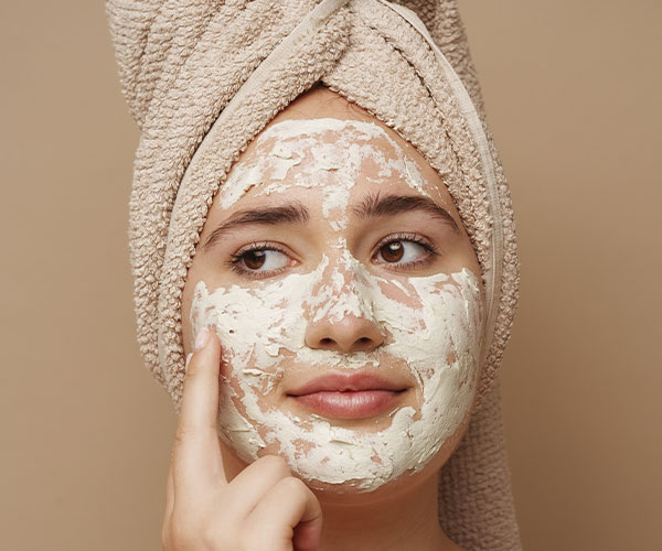Oatmeal-and-Milk-Exfoliating-Mask