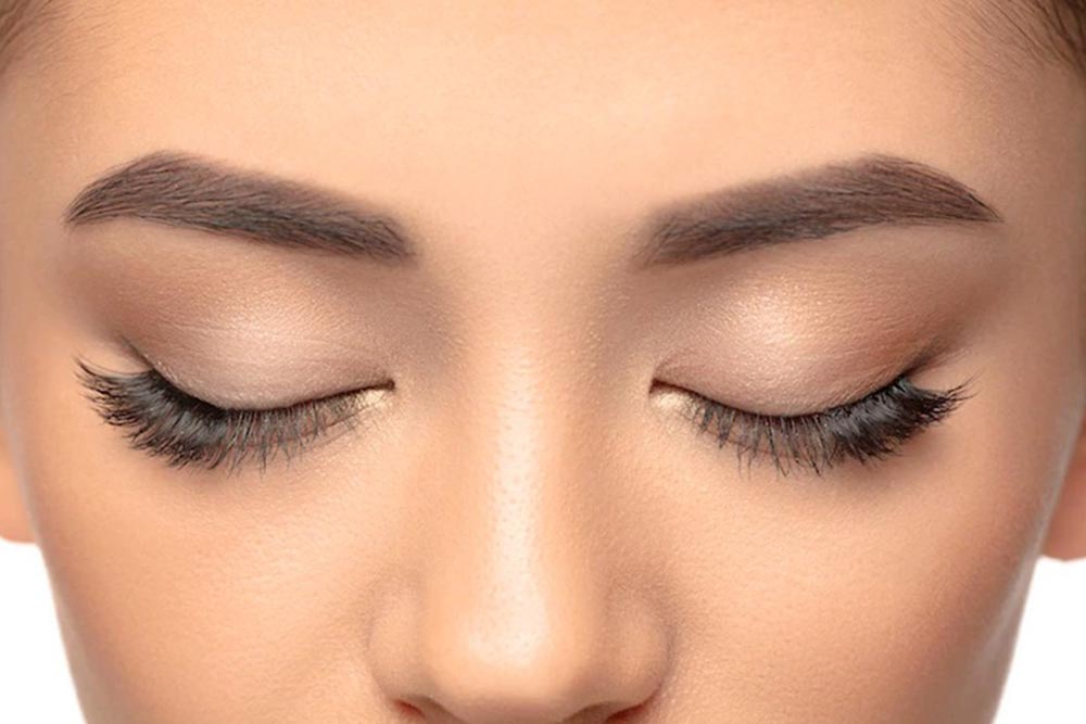 Russian-Eyelashes-Extension