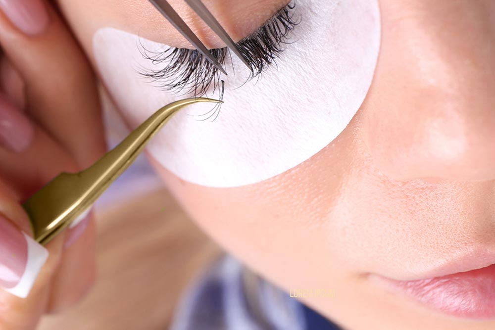 Russian-Eyelashes-Extension